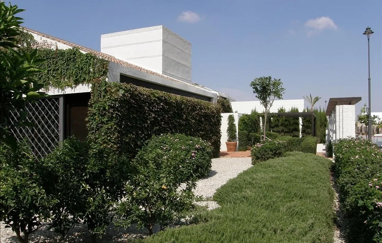 4 bedroom villa for sale - Bentley Hurst