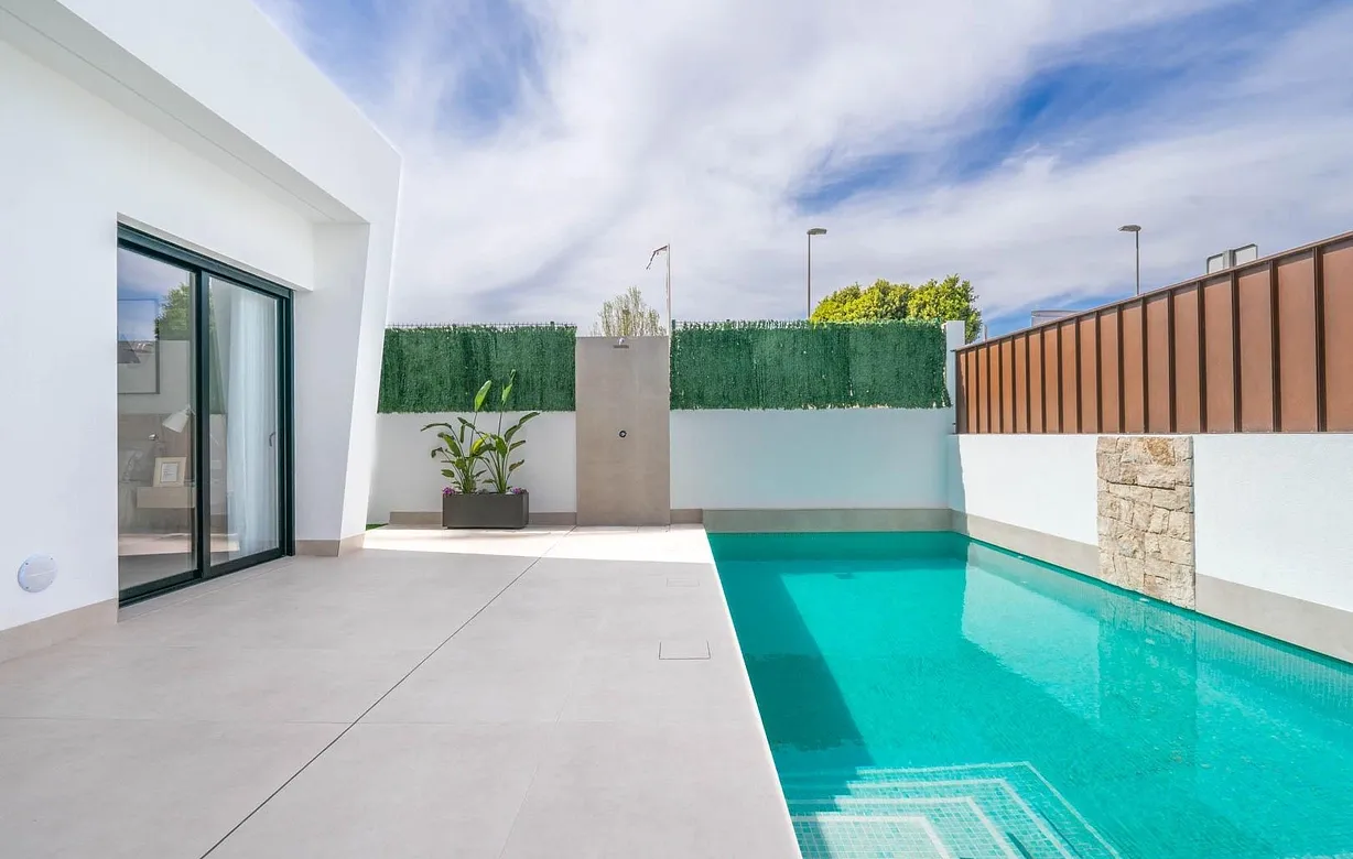 3 bedroom villa for sale - Bentley Hurst