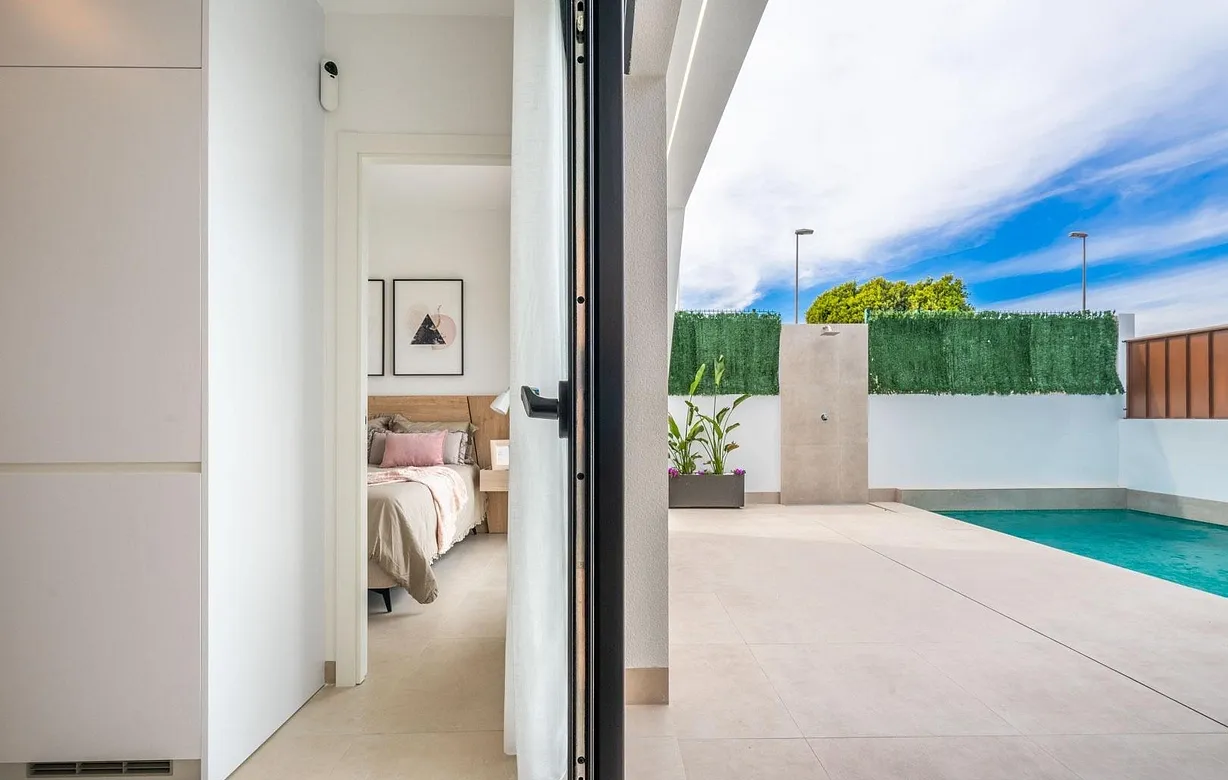 3 bedroom villa for sale - Bentley Hurst