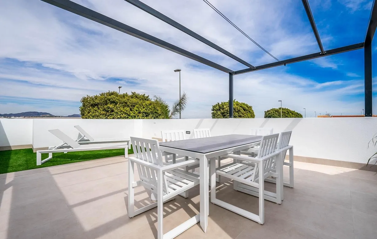 3 bedroom villa for sale - Bentley Hurst