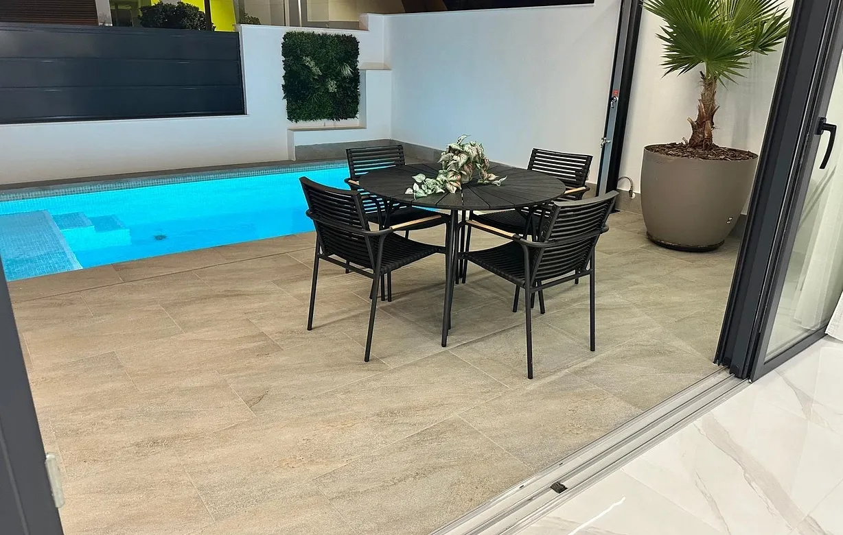 3 bedroom villa for sale - Bentley Hurst