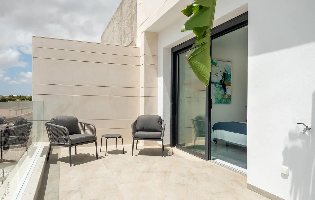 3 bedroom villa for sale - Bentley Hurst