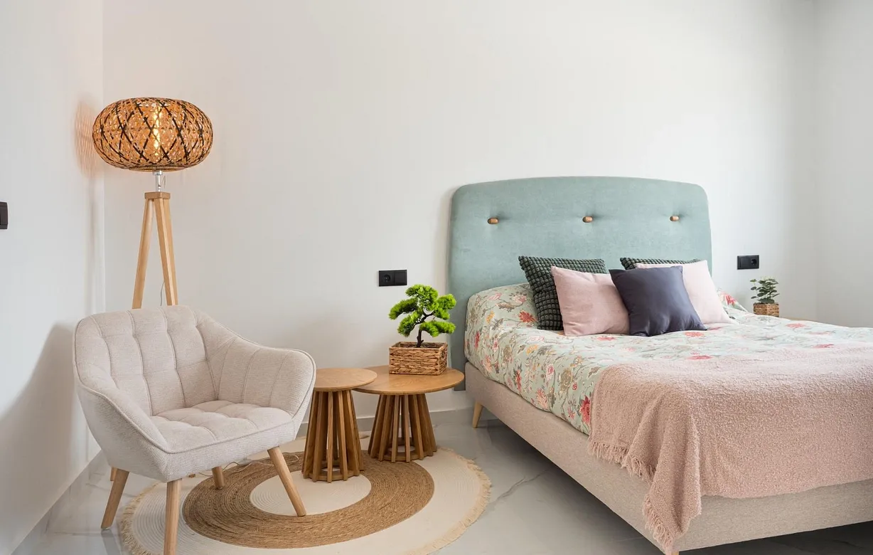 3 bedroom villa for sale - Bentley Hurst