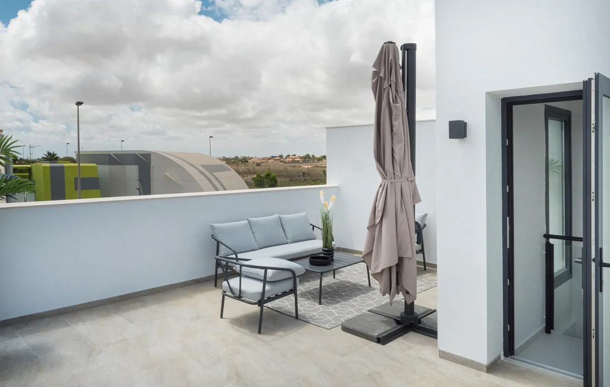 3 bedroom villa for sale - Bentley Hurst