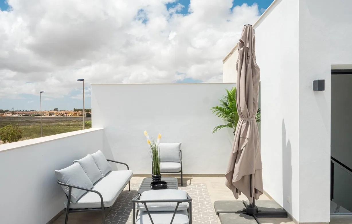 3 bedroom villa for sale - Bentley Hurst