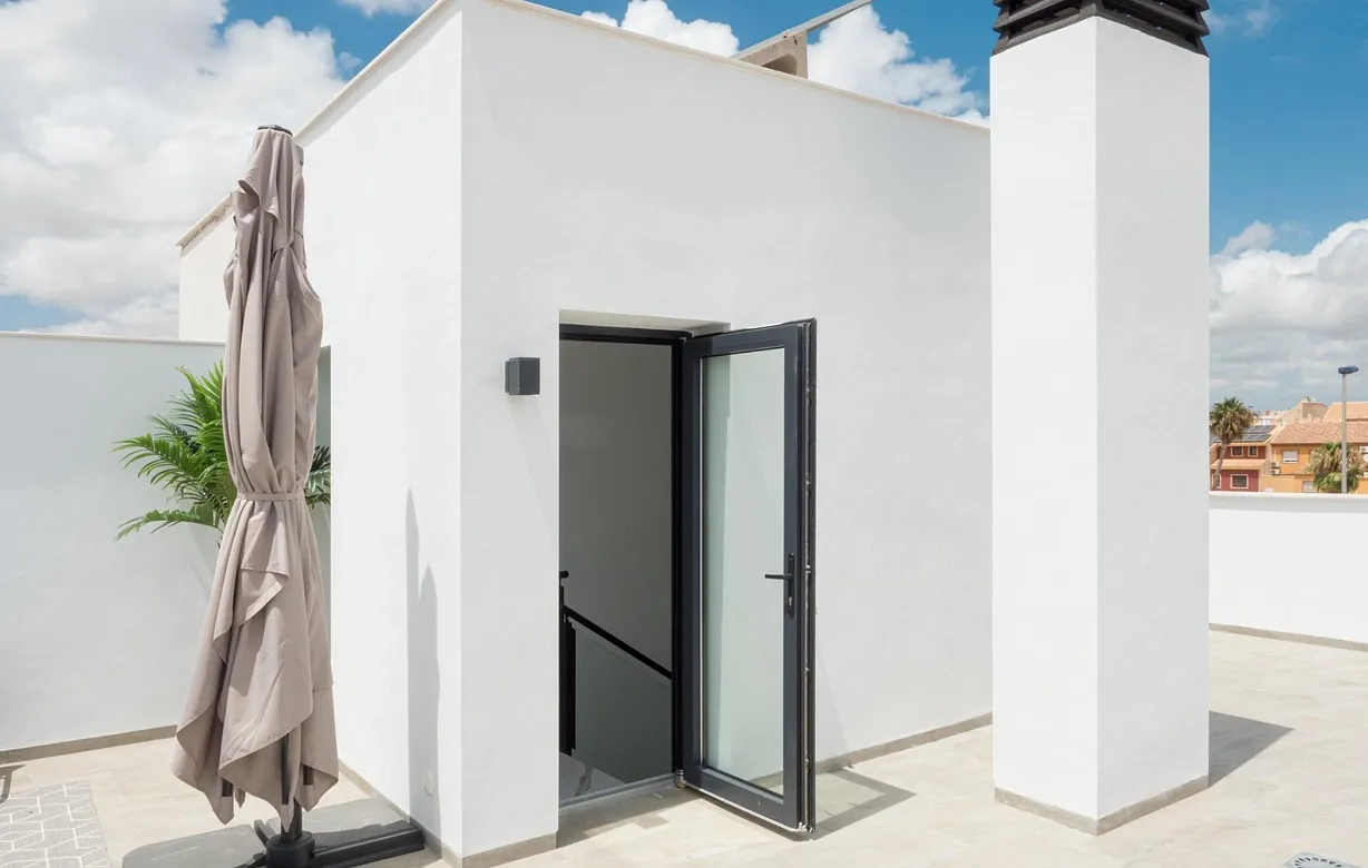 3 bedroom villa for sale - Bentley Hurst