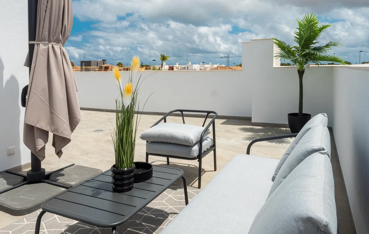 3 bedroom villa for sale - Bentley Hurst