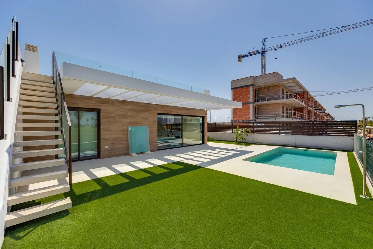 3 bedroom villa for sale - Bentley Hurst