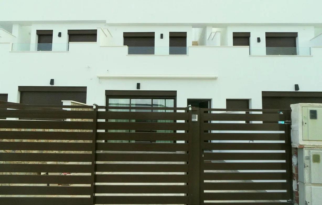 3 bedroom townhouse for sale - Bentley Hurst