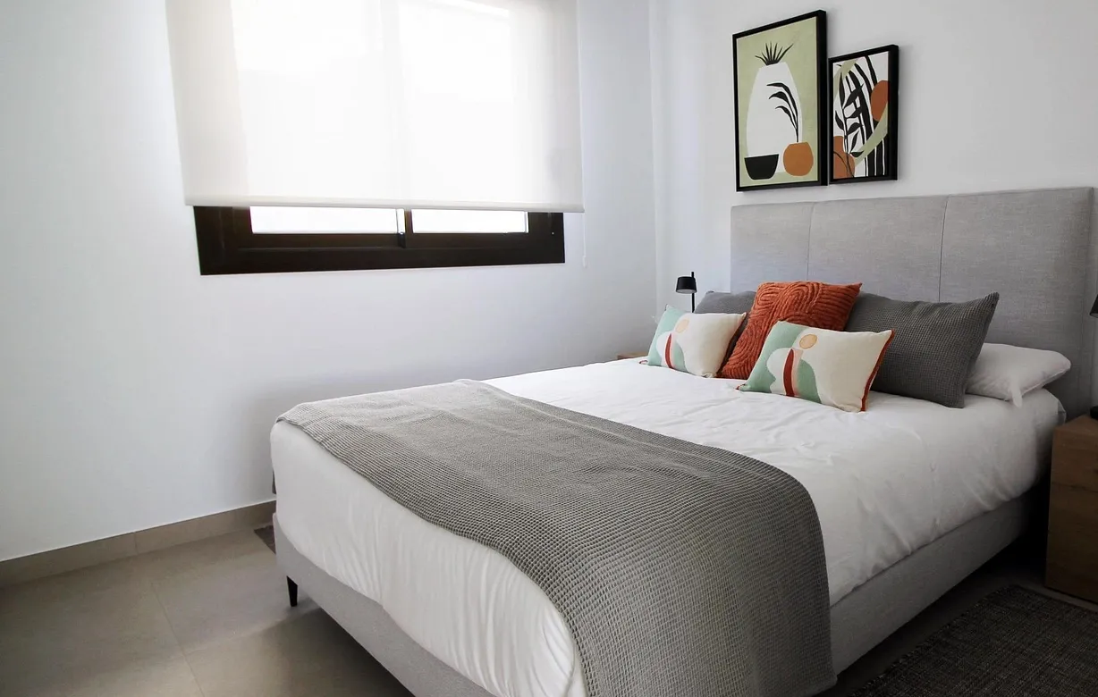 4 bedroom villa for sale - Bentley Hurst