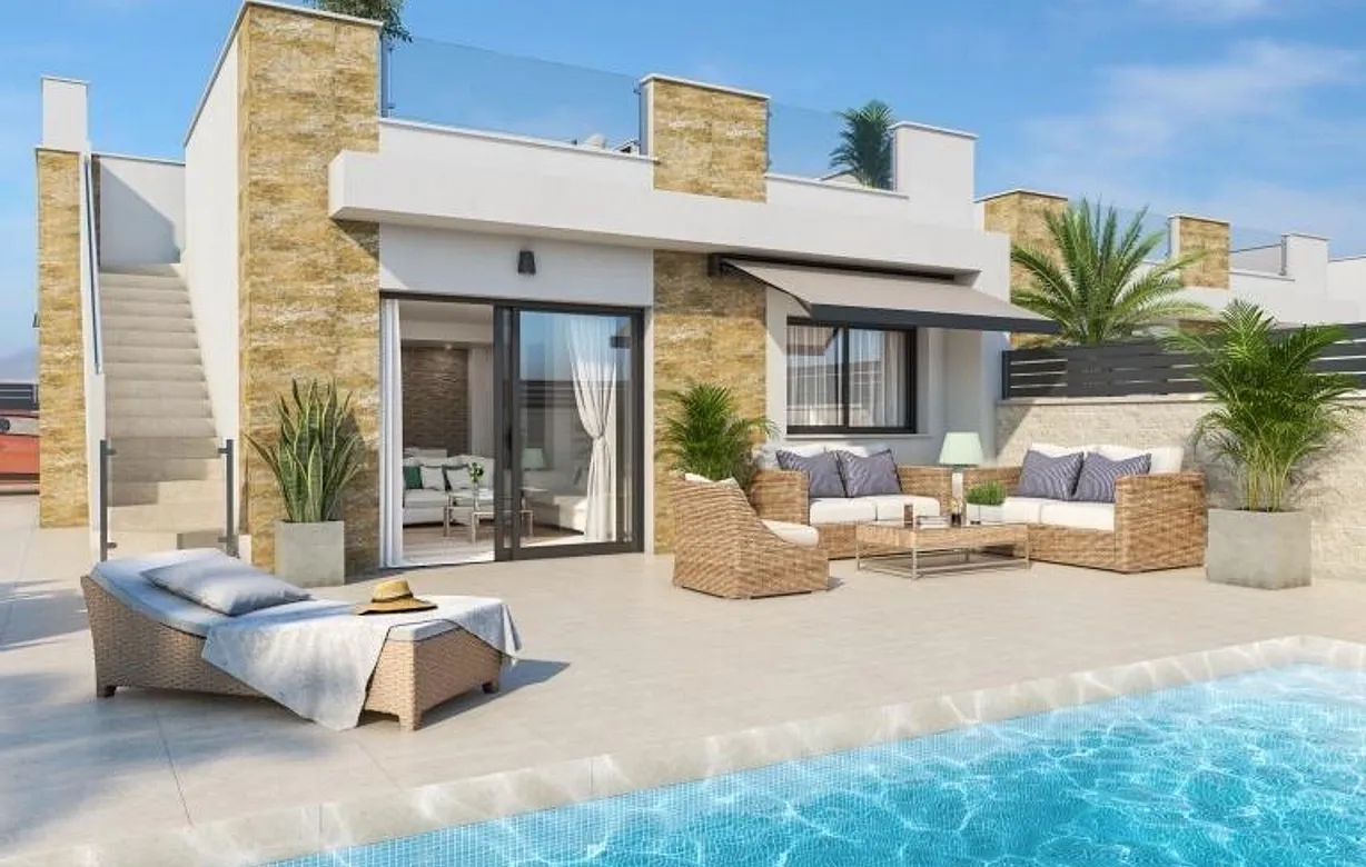 3 bedroom villa for sale - Bentley Hurst