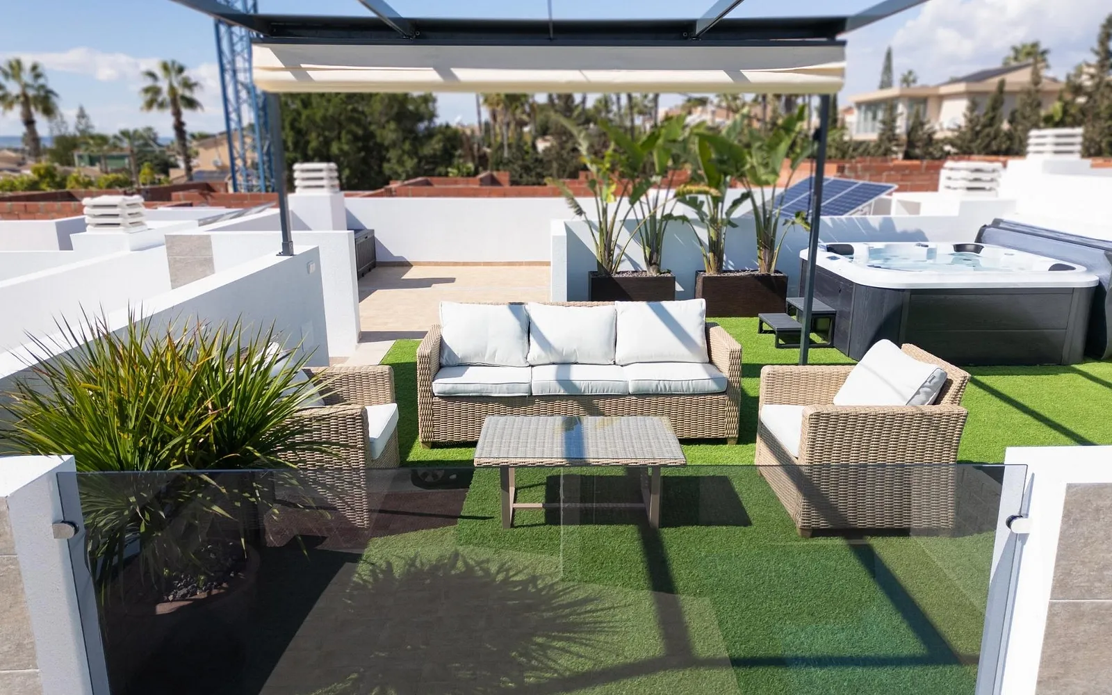 3 bedroom villa for sale - Bentley Hurst