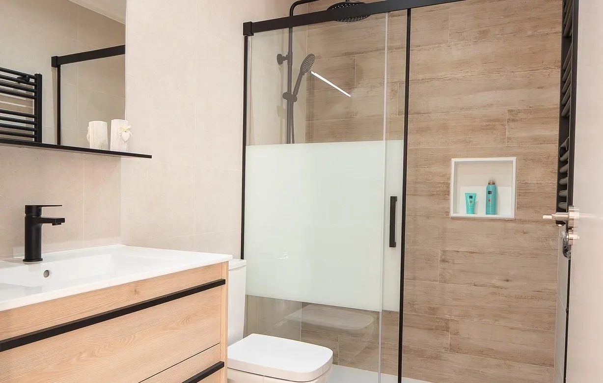 3 bedroom villa for sale - Bentley Hurst