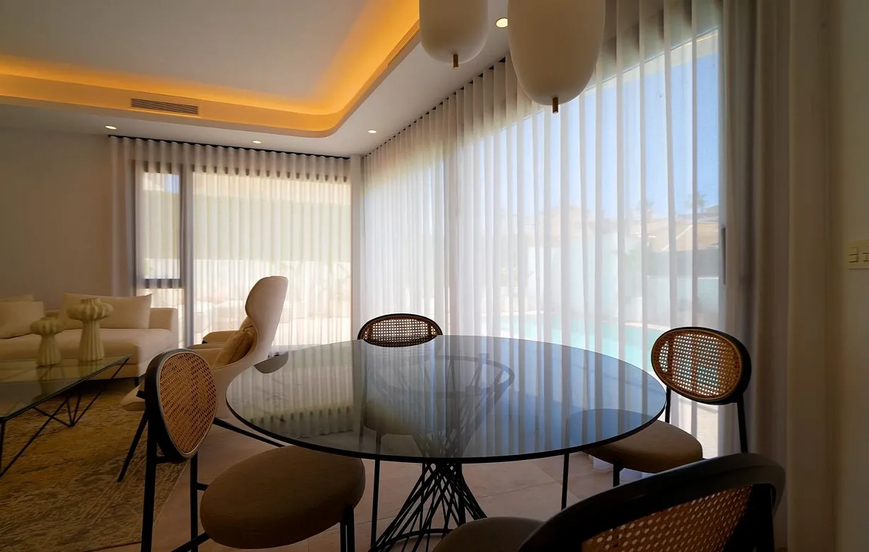 3 bedroom villa for sale - Bentley Hurst