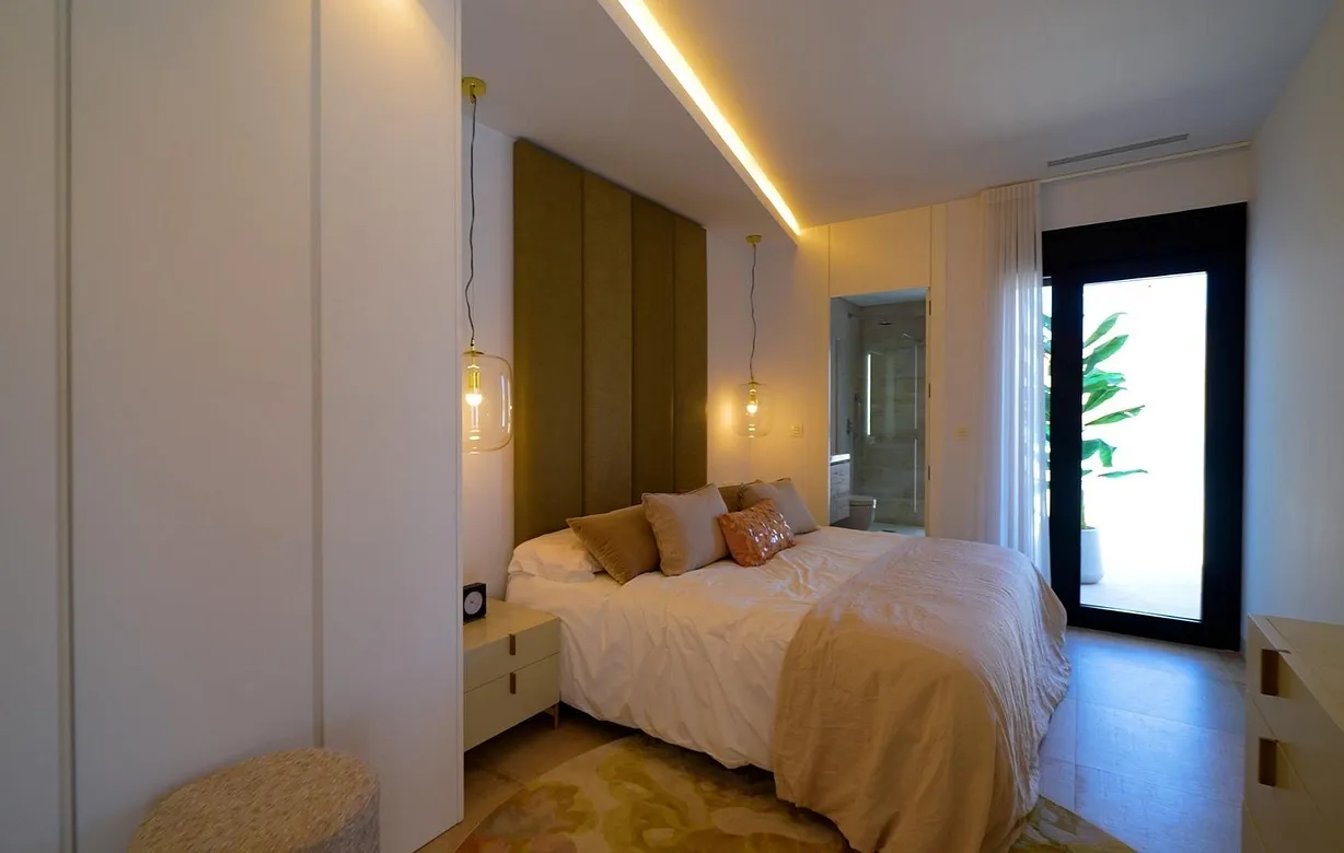 3 bedroom villa for sale - Bentley Hurst