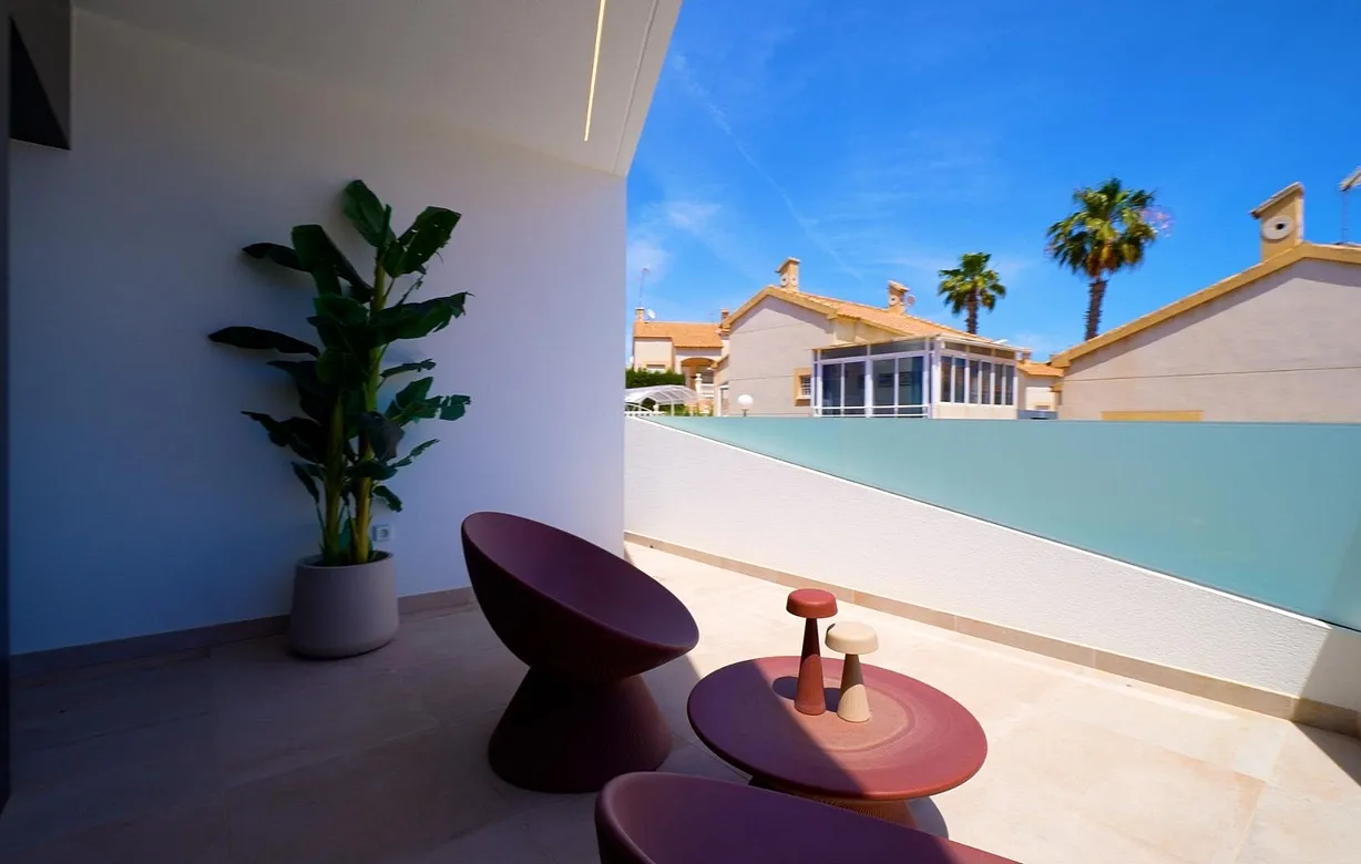 3 bedroom villa for sale - Bentley Hurst