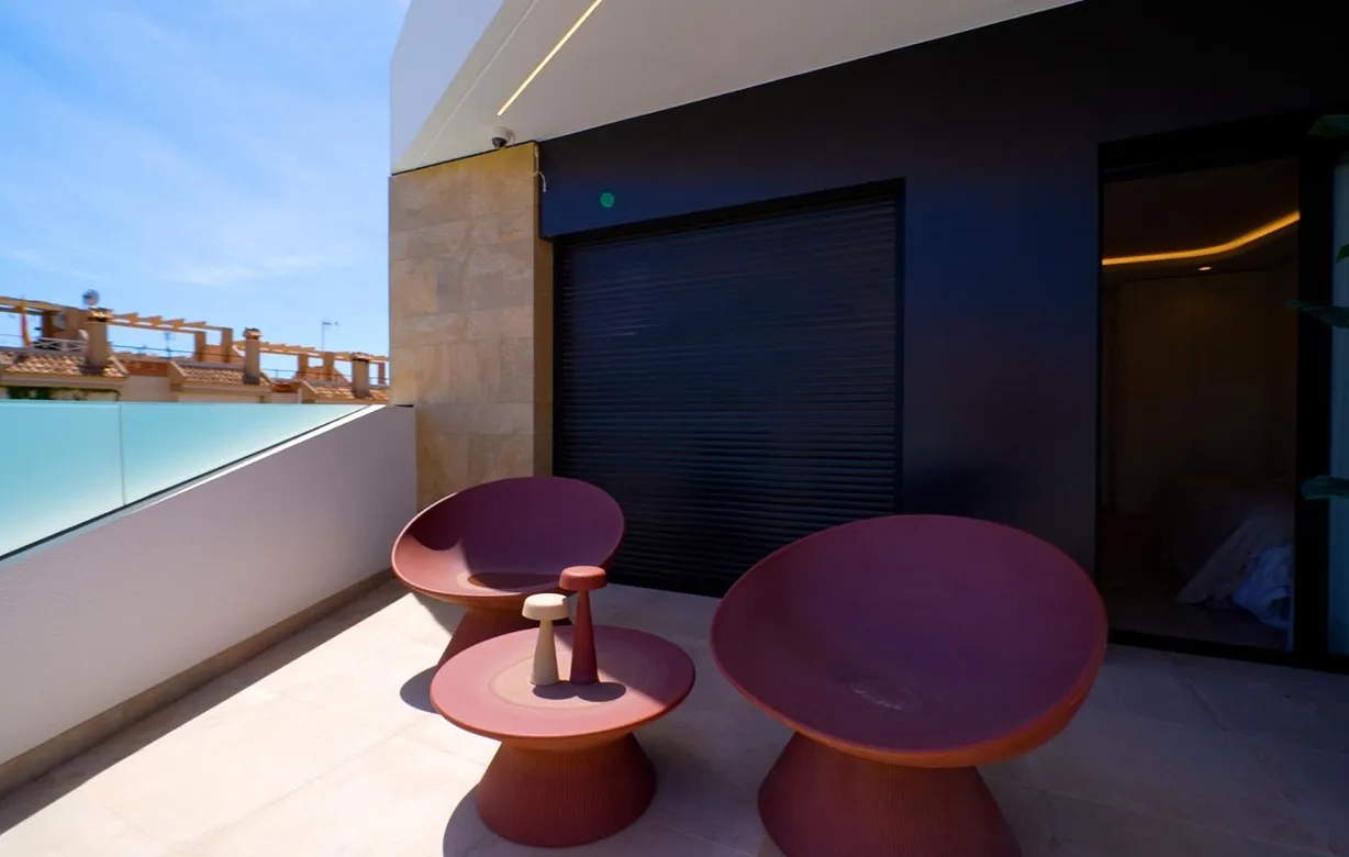 3 bedroom villa for sale - Bentley Hurst