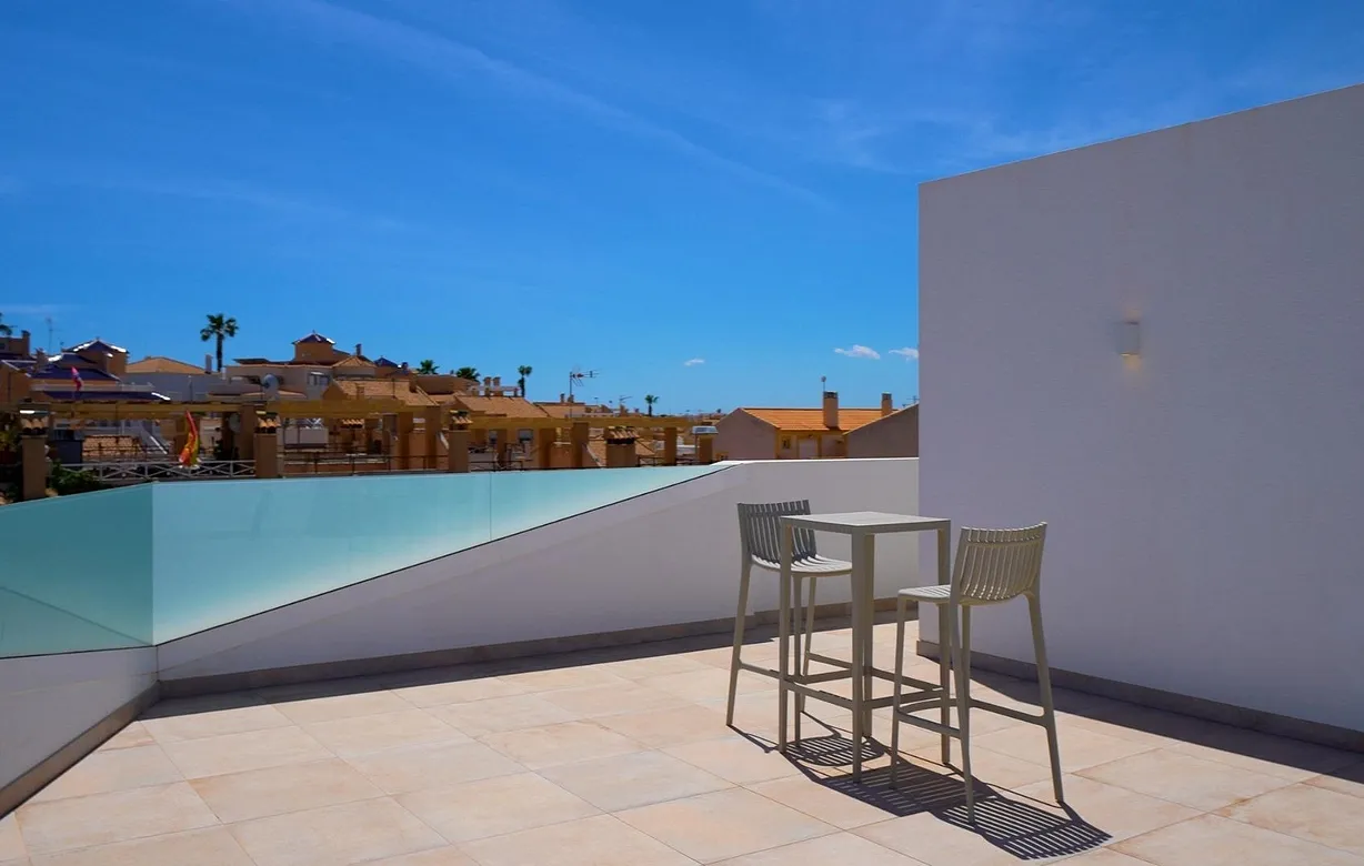 3 bedroom villa for sale - Bentley Hurst