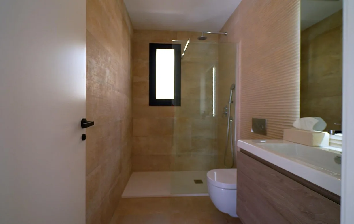 3 bedroom villa for sale - Bentley Hurst