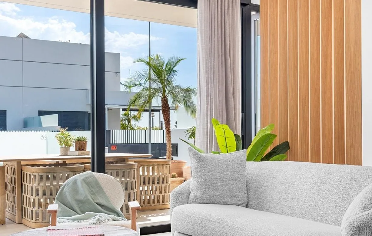 3 bedroom townhouse for sale - Bentley Hurst