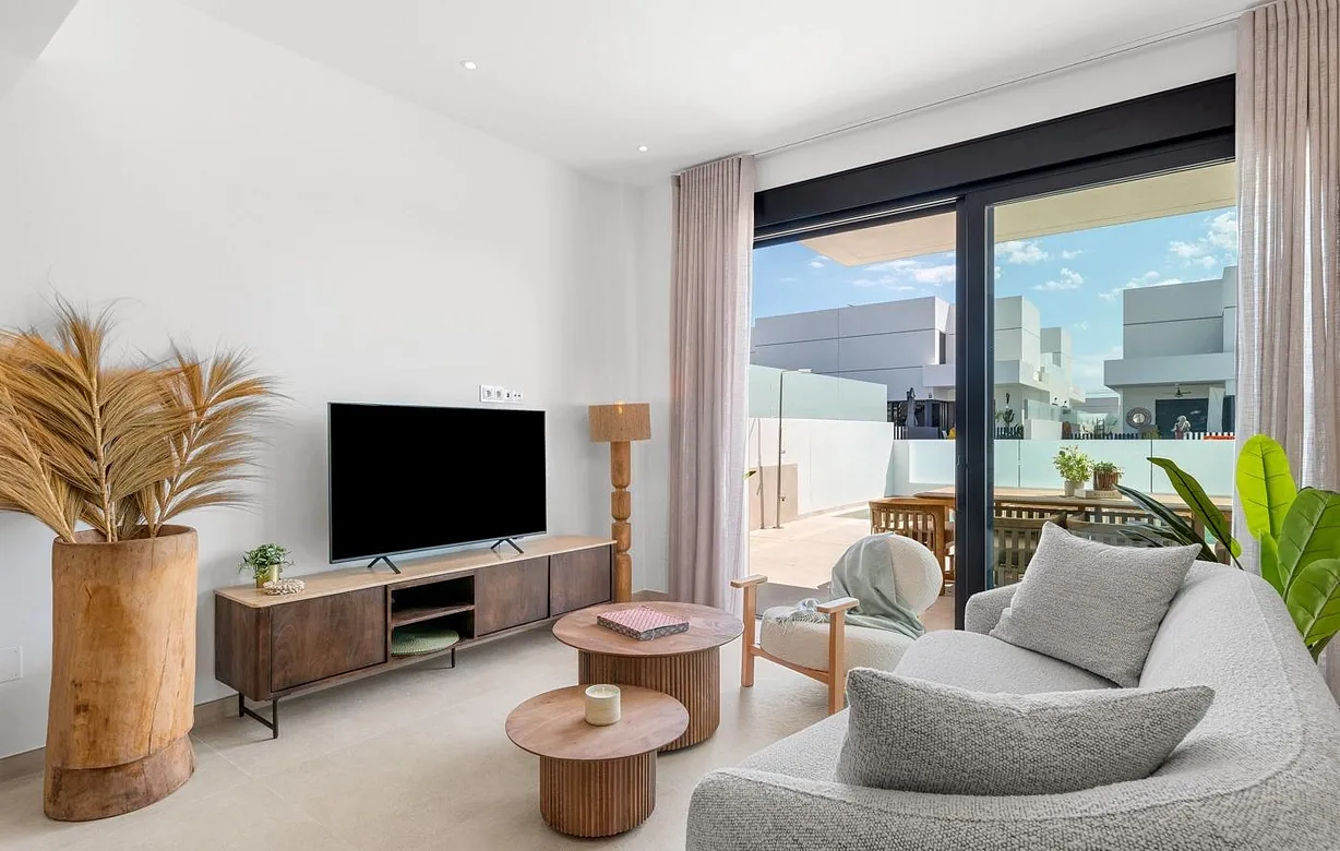 3 bedroom townhouse for sale - Bentley Hurst