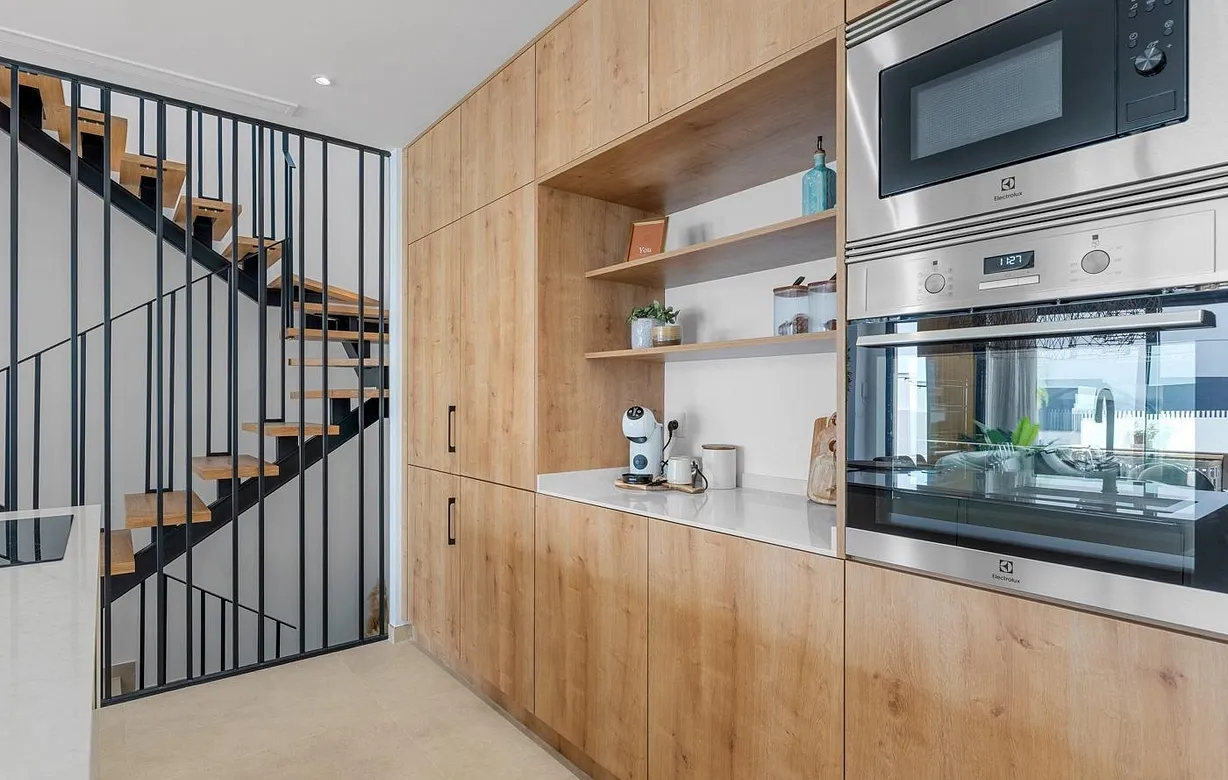 3 bedroom townhouse for sale - Bentley Hurst