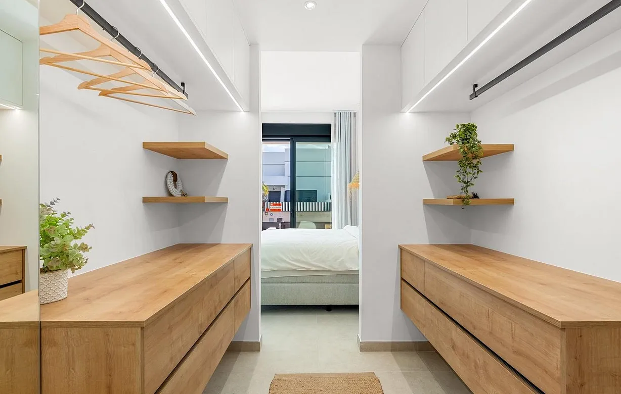 3 bedroom townhouse for sale - Bentley Hurst