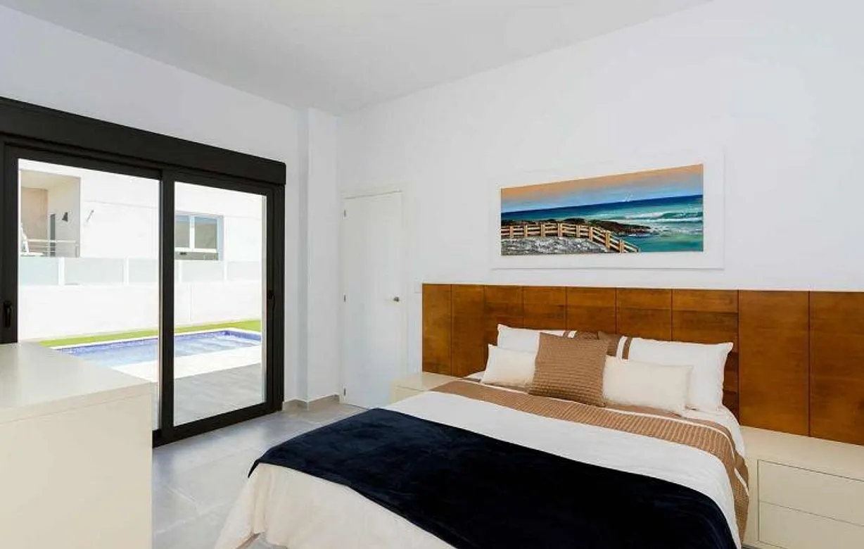 3 bedroom villa for sale - Bentley Hurst