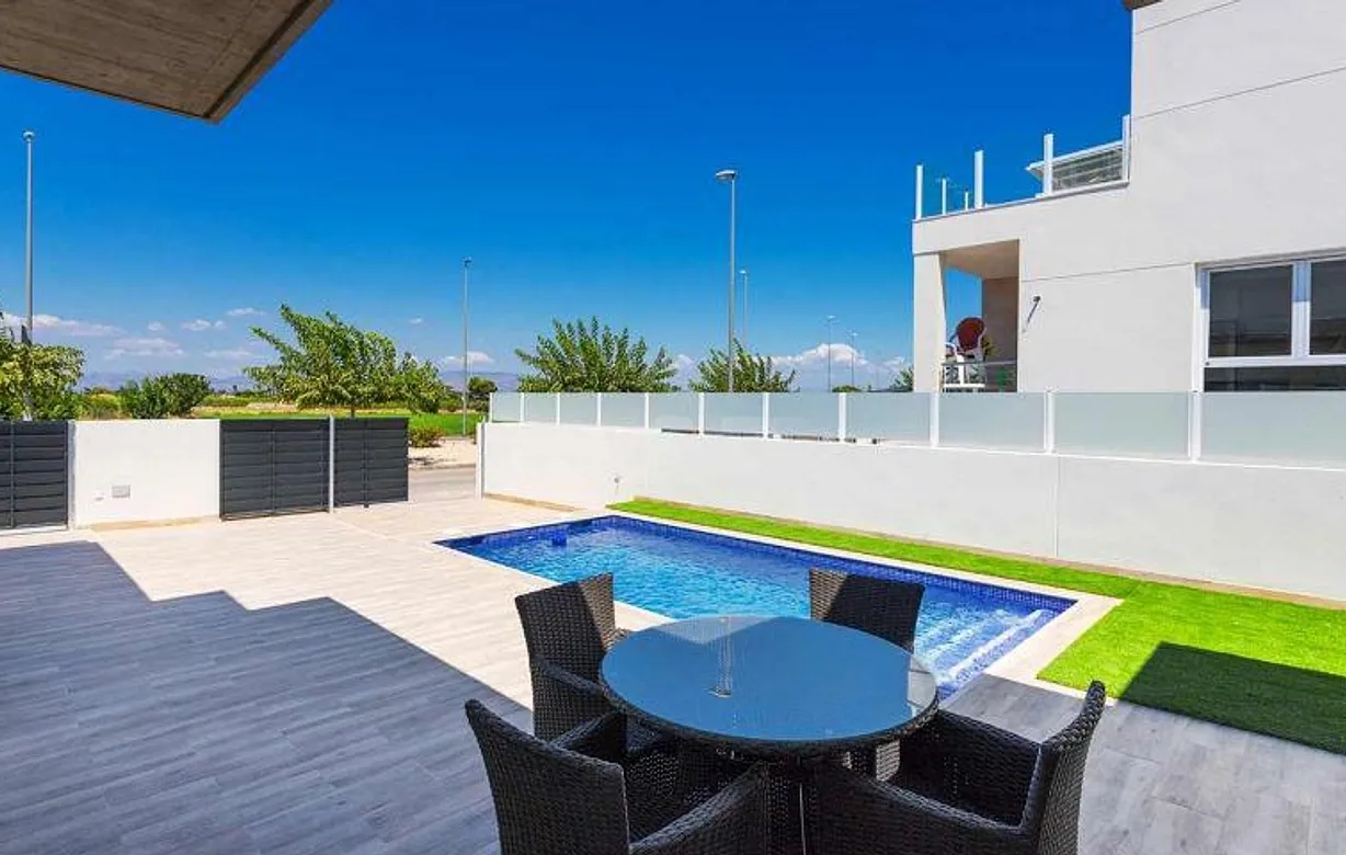 3 bedroom villa for sale - Bentley Hurst