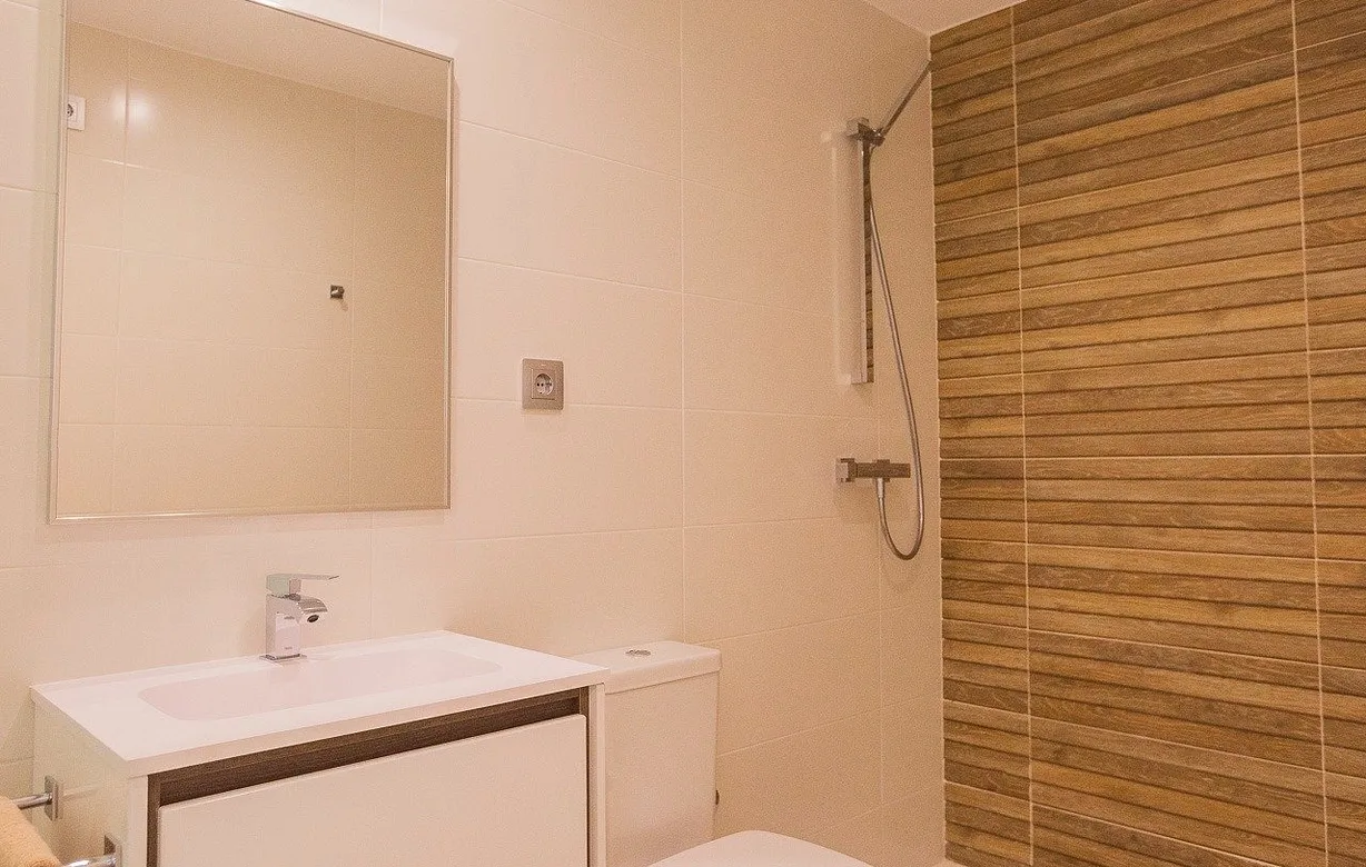 2 bedroom bungalow for sale - Bentley Hurst