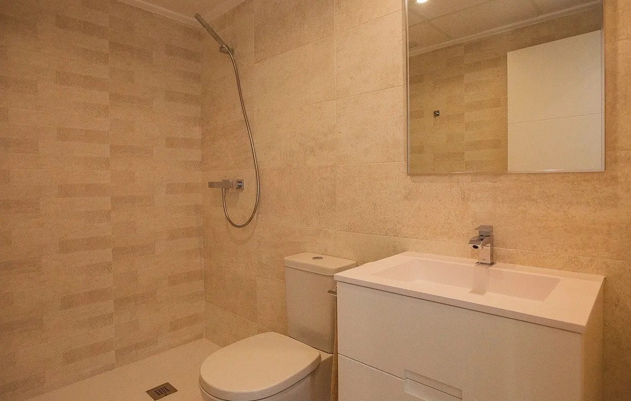 2 bedroom bungalow for sale - Bentley Hurst