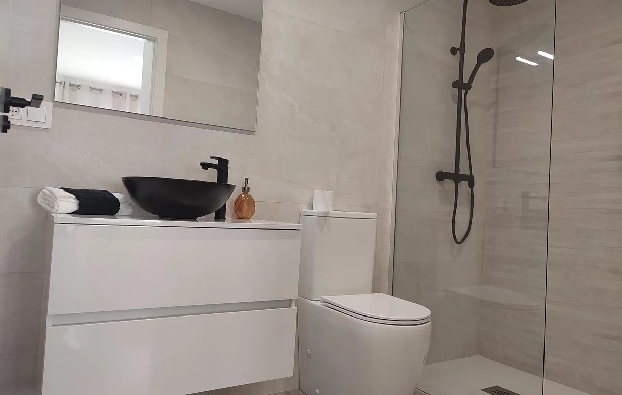 3 bedroom villa for sale - Bentley Hurst