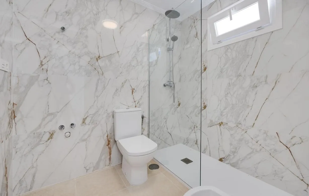 3 bedroom villa for sale - Bentley Hurst