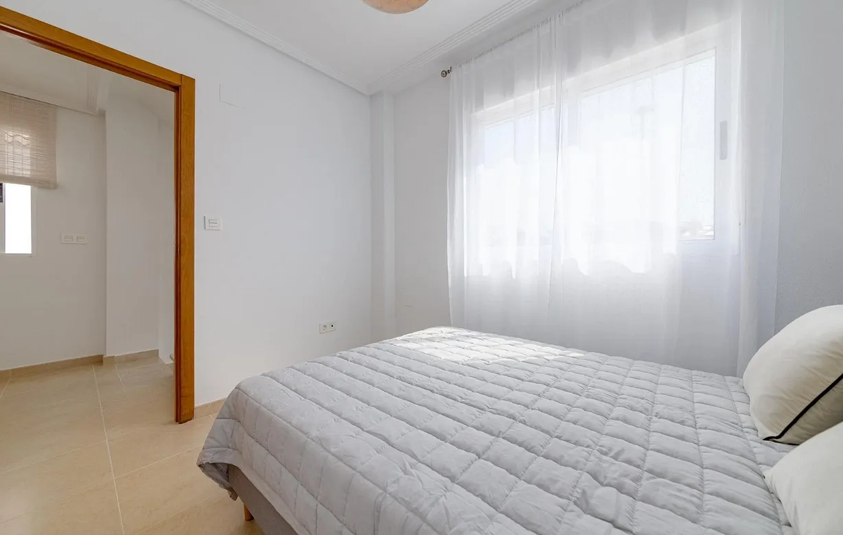 3 bedroom villa for sale - Bentley Hurst