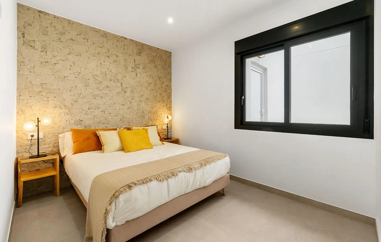 3 bedroom villa for sale - Bentley Hurst