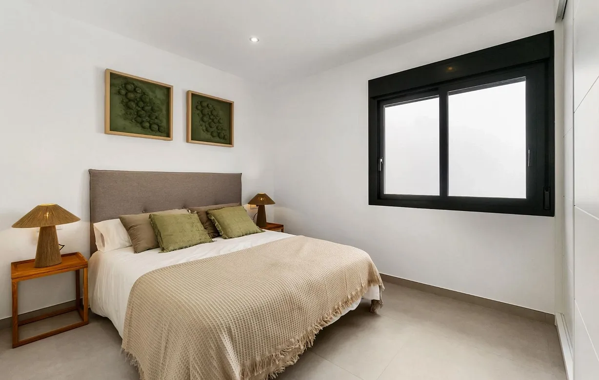 3 bedroom villa for sale - Bentley Hurst