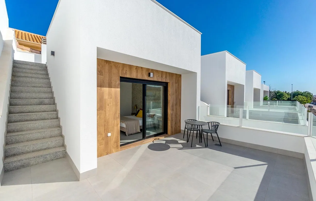 3 bedroom villa for sale - Bentley Hurst