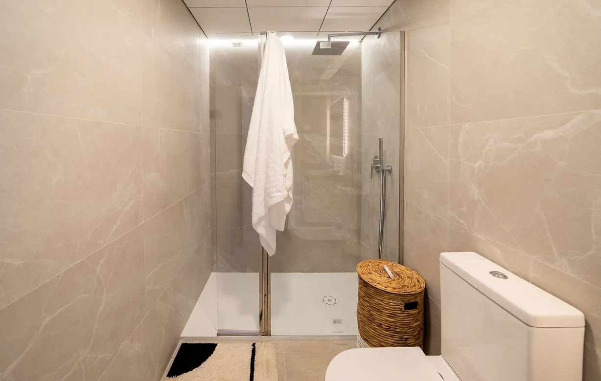 3 bedroom apartment for sale - Bentley Hurst