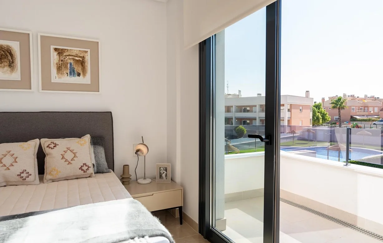 3 bedroom townhouse for sale - Bentley Hurst