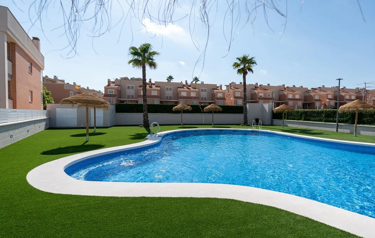3 bedroom townhouse for sale - Bentley Hurst