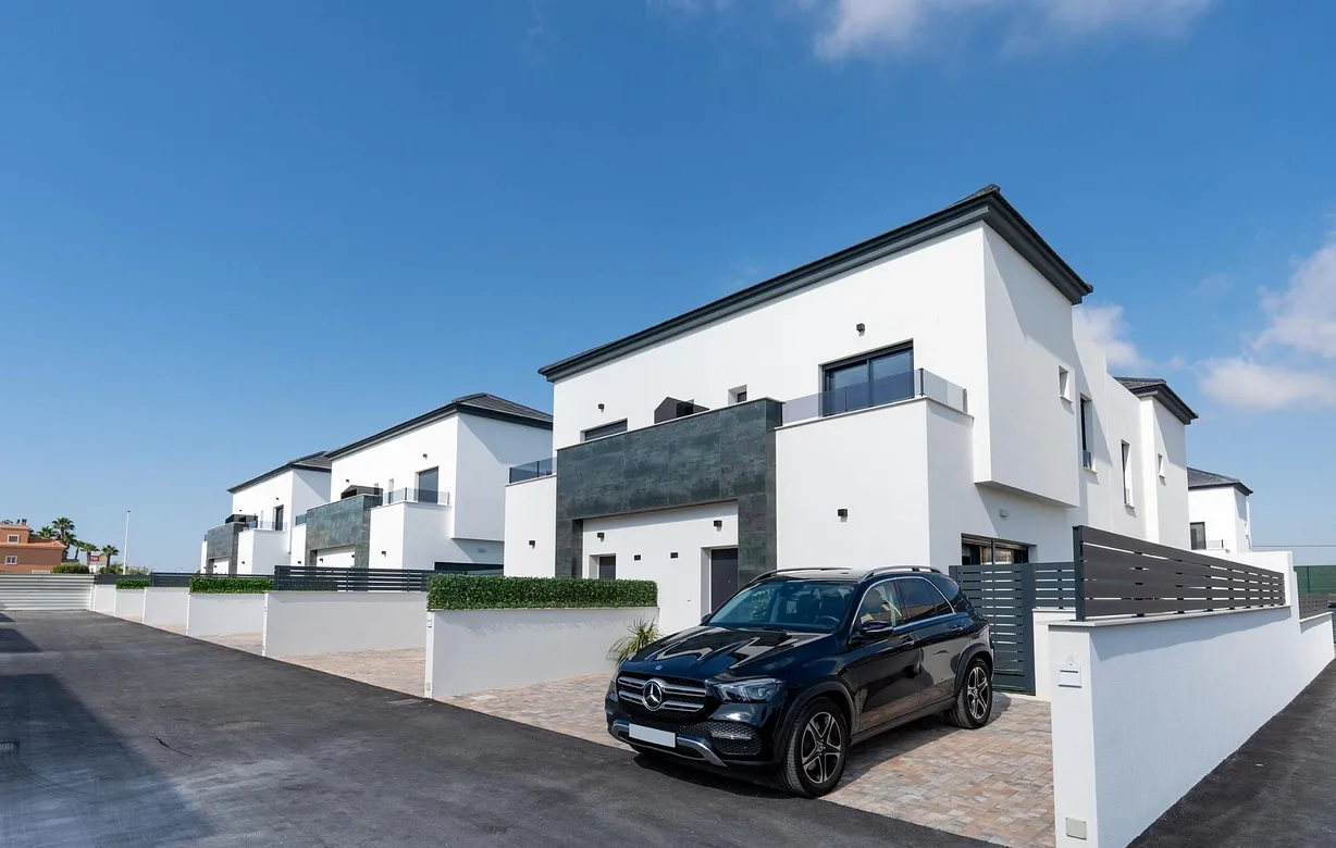 3 bedroom townhouse for sale - Bentley Hurst