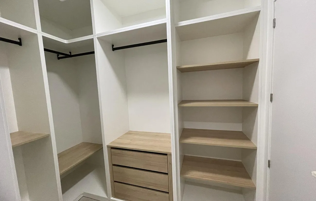 3 bedroom villa for sale - Bentley Hurst