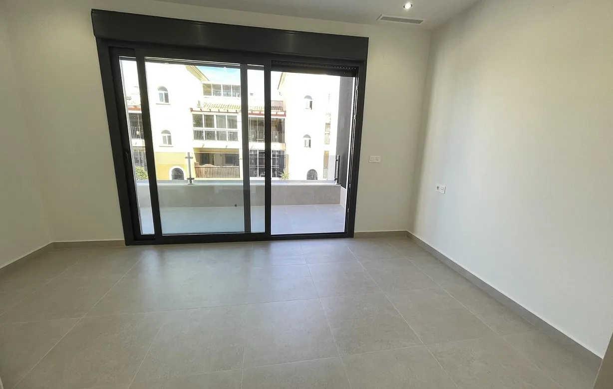 3 bedroom villa for sale - Bentley Hurst