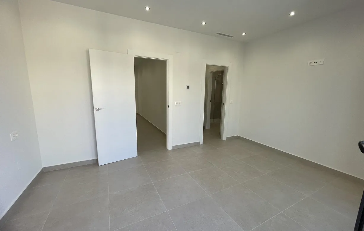 3 bedroom villa for sale - Bentley Hurst