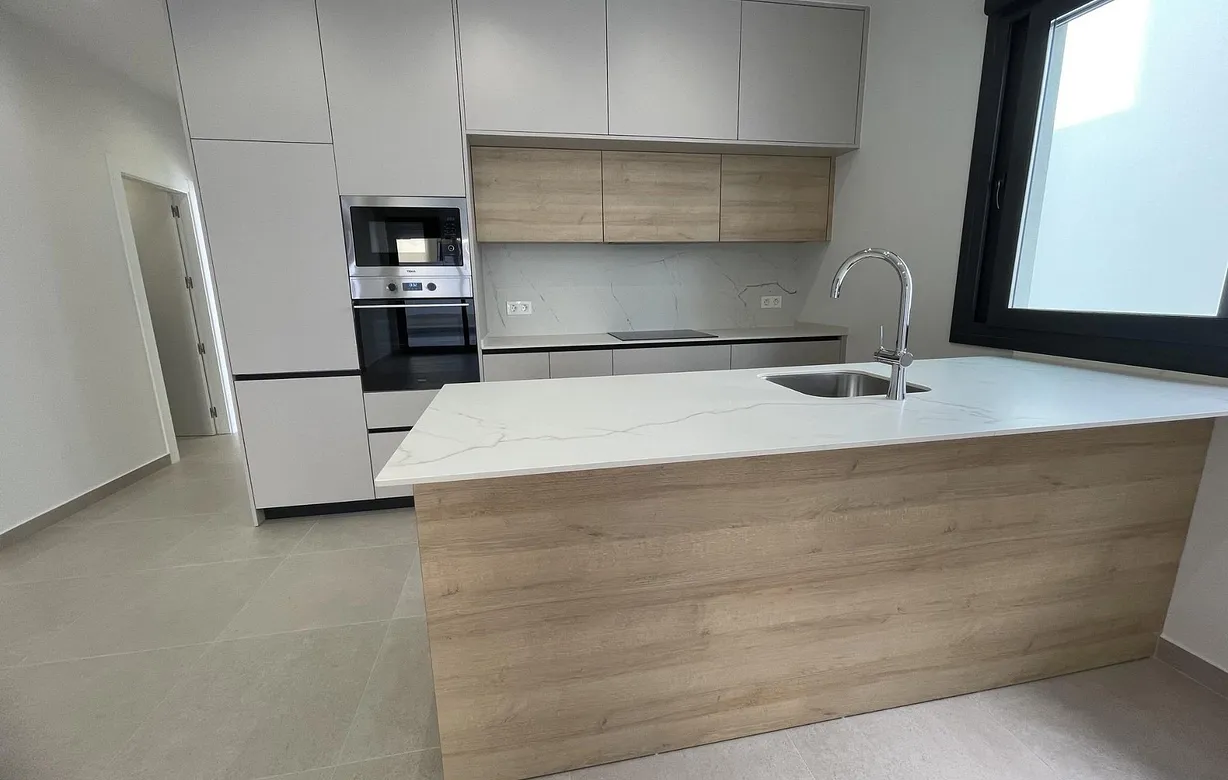 3 bedroom villa for sale - Bentley Hurst