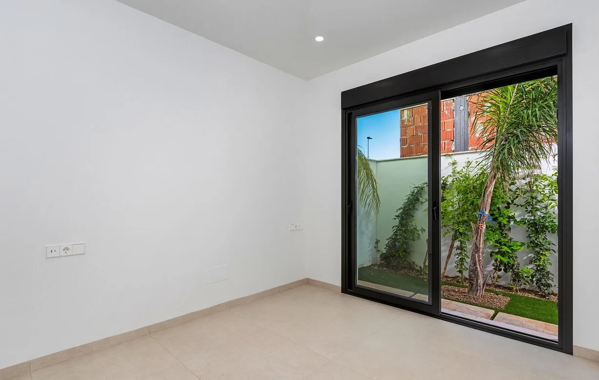 3 bedroom bungalow for sale - Bentley Hurst