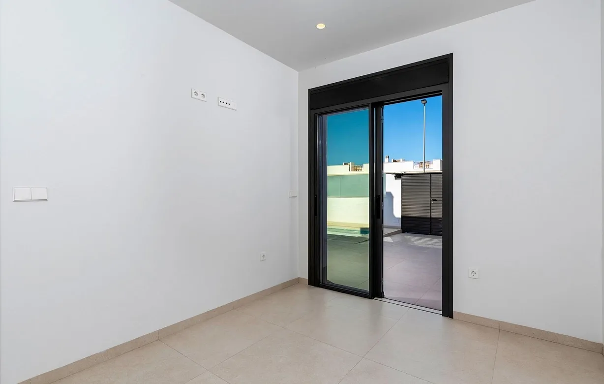 3 bedroom bungalow for sale - Bentley Hurst