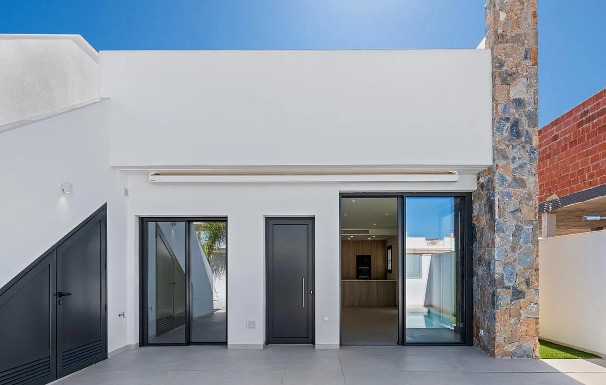 3 bedroom bungalow for sale - Bentley Hurst