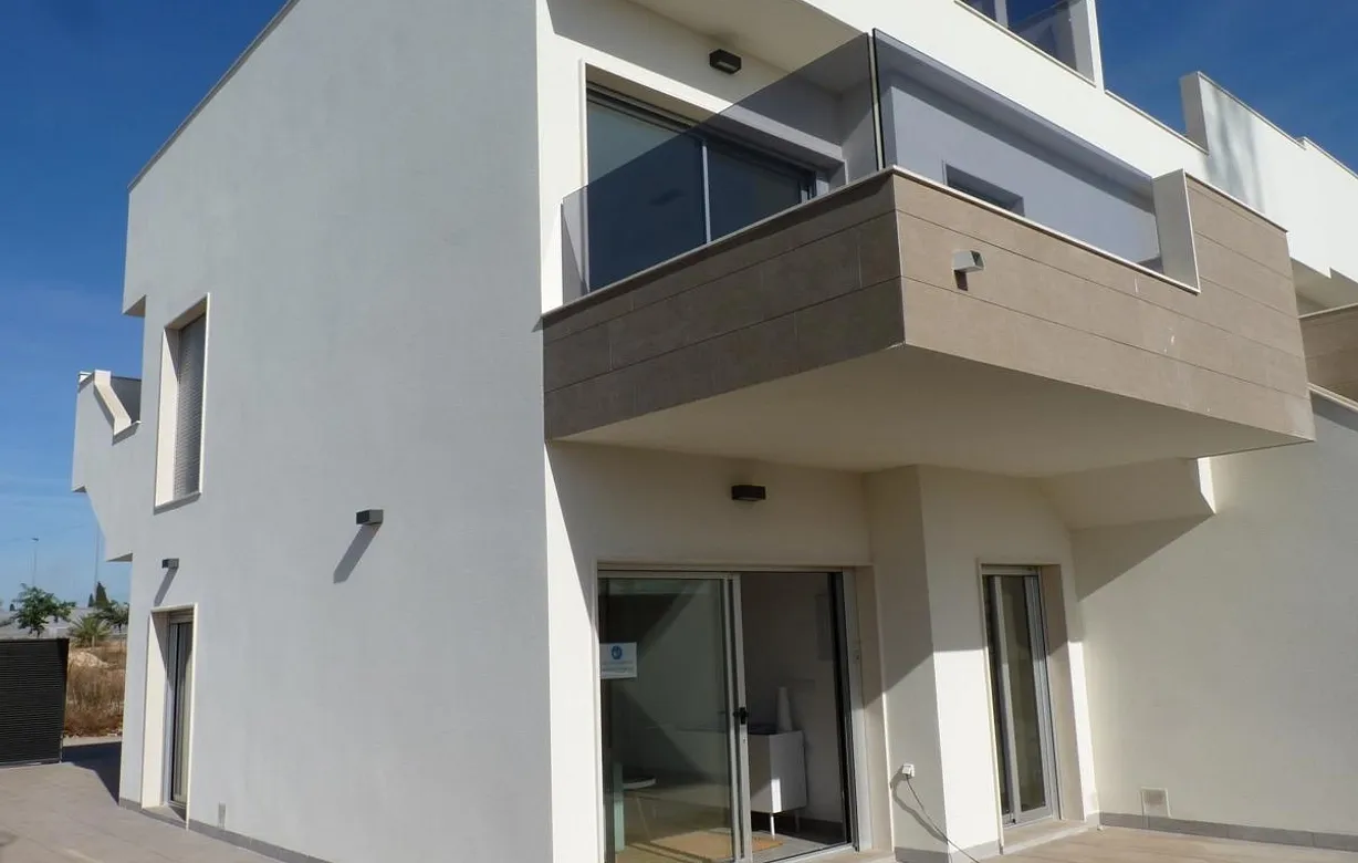 3 bedroom townhouse for sale - Bentley Hurst