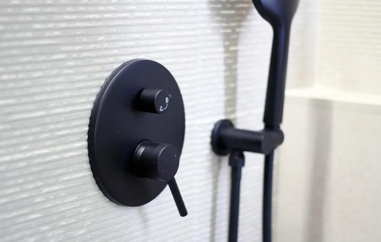 2 bedroom bungalow for sale - Bentley Hurst